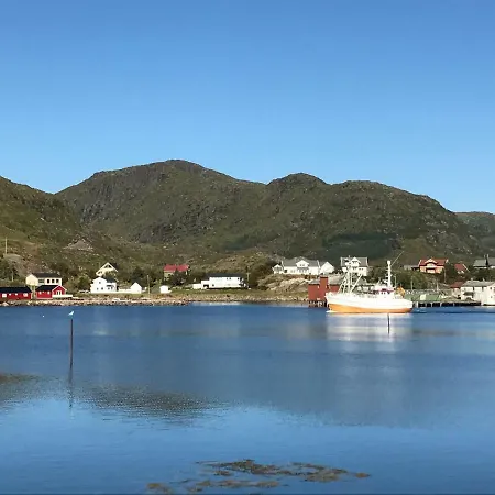 Brygge Rorbu * Ballstad