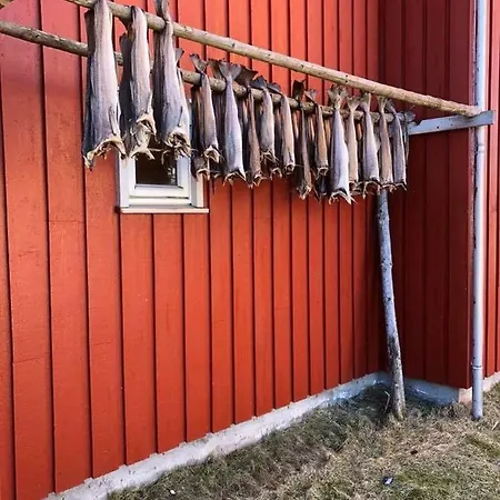 Casa de Férias Brygge Rorbu Ballstad